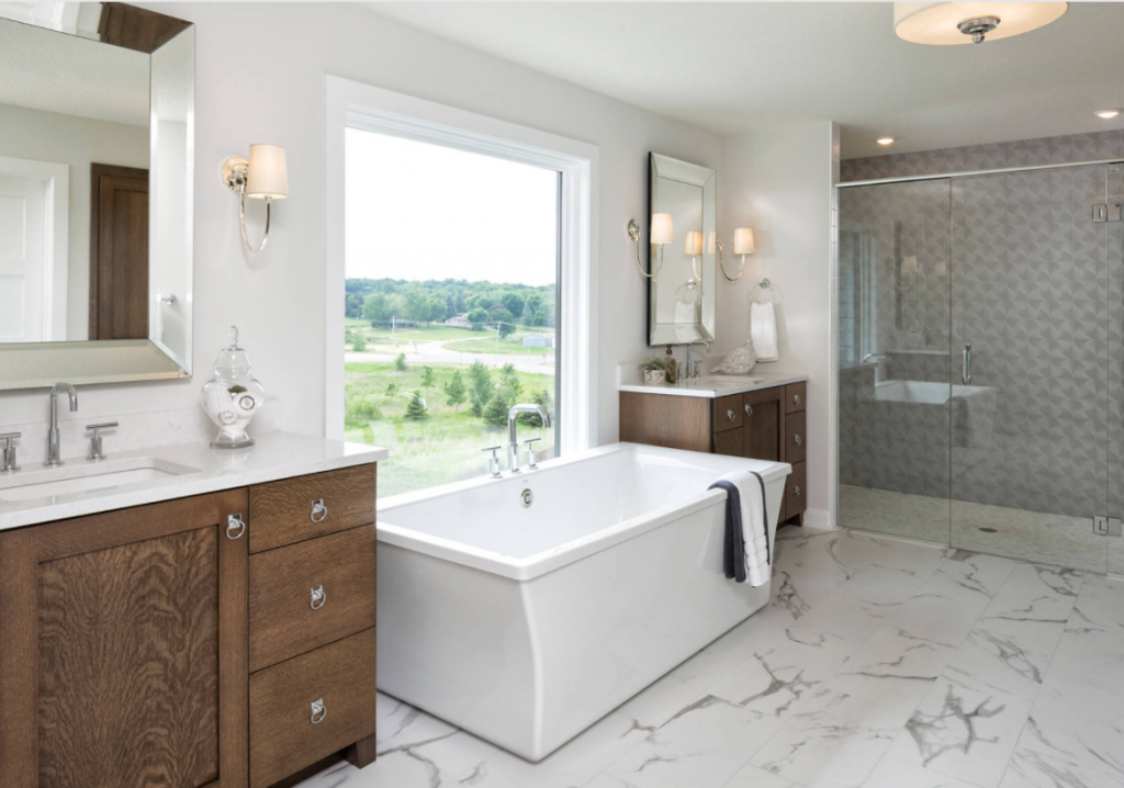 Refreshing-Curbless-Showers-and-Their-Benefits-5_Sebring-Design-Build