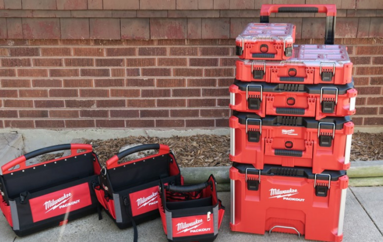 7 Best Portable Stackable Tool Boxes [2021 Reviews]